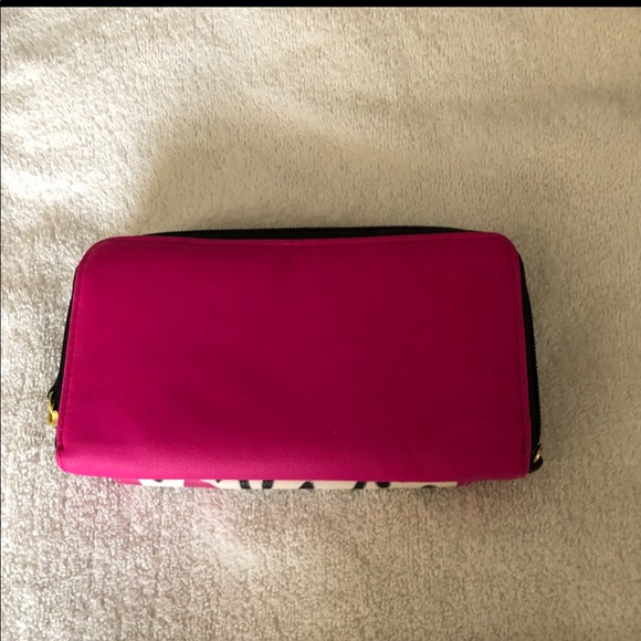 Wallet - Picture 3 of 4